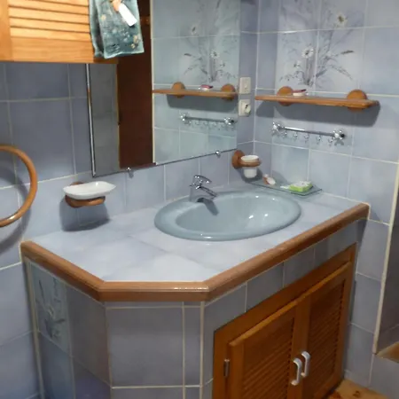 De Myriam Aux Portes Des Gorges Du Tarn Tatil Evi La Cresse