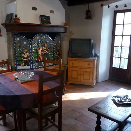 Tatil Evi De Myriam Aux Portes Des Gorges Du Tarn La Cresse